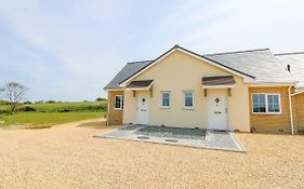 6 Yarmouth Cottages